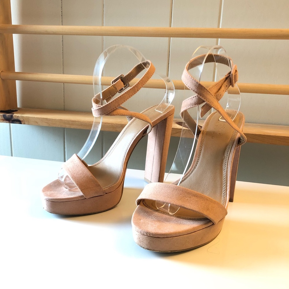 *wide* ASOS Blush Pink Adj Strap Platform Block Heel Women’s size 7W Sandals